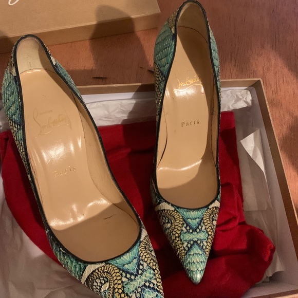 Christian Louboutin snakeskin pumps - Picture 7 of 8